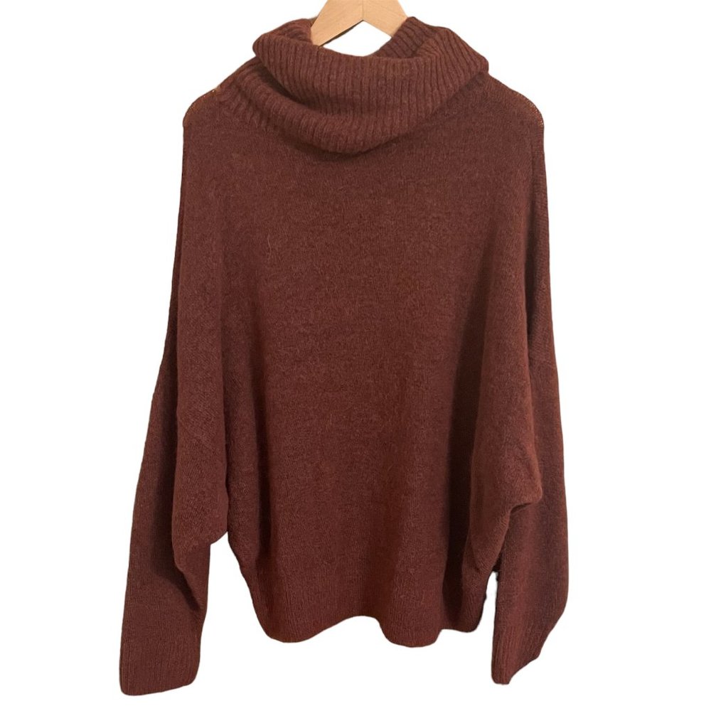 Cozy ICHI Burgundy/Brown Turtleneck Sweater EUC